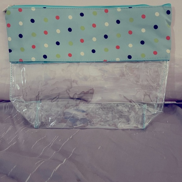 Initials,inc. 3 piece Cosmo Kit - Picture 2 of 4